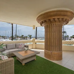 luxury-apartment-with-sea-views-in-puerto-marina.es-andalucia.com/