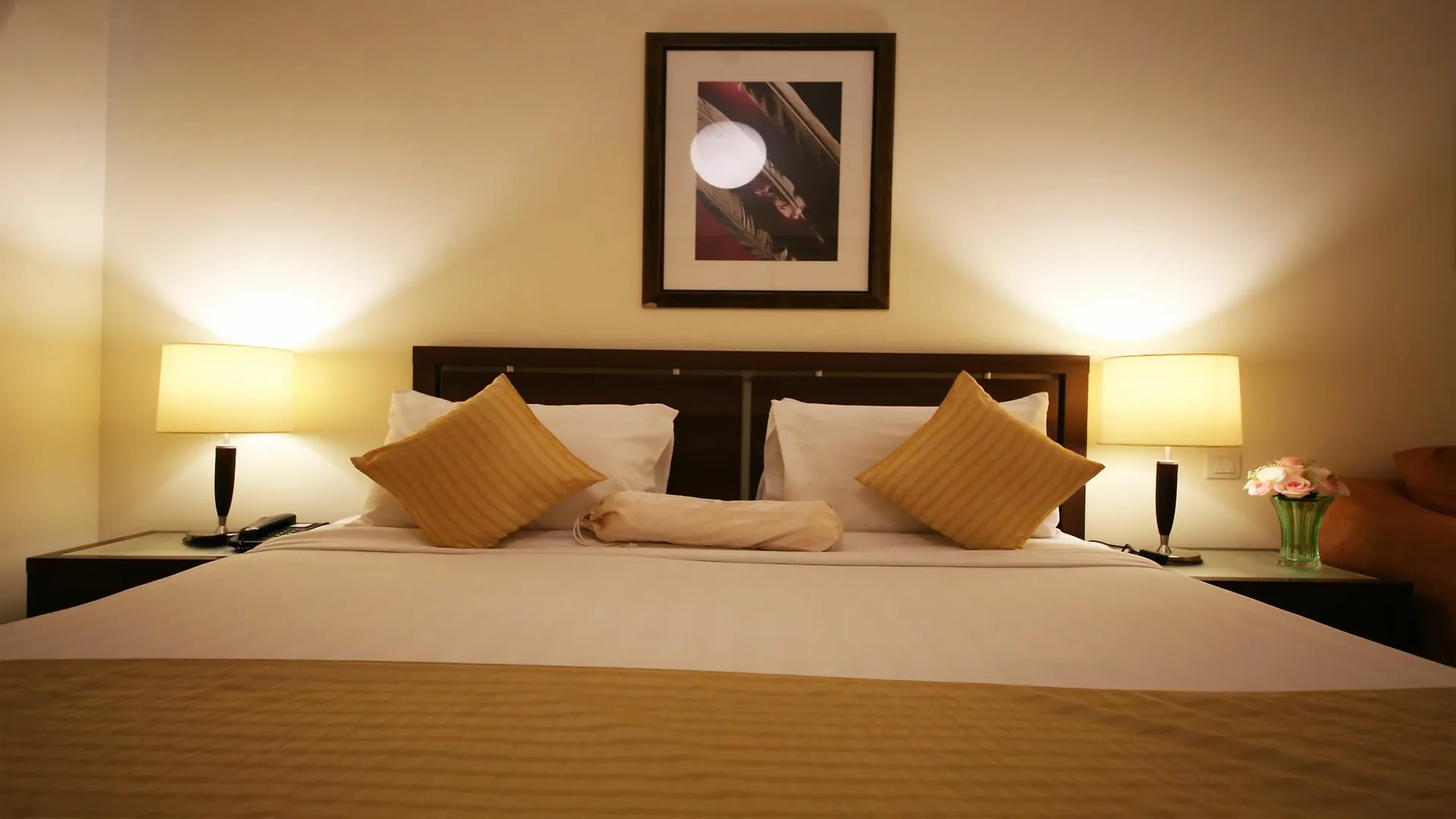 Tulip Hotel Apartments Dubai Aparthotel